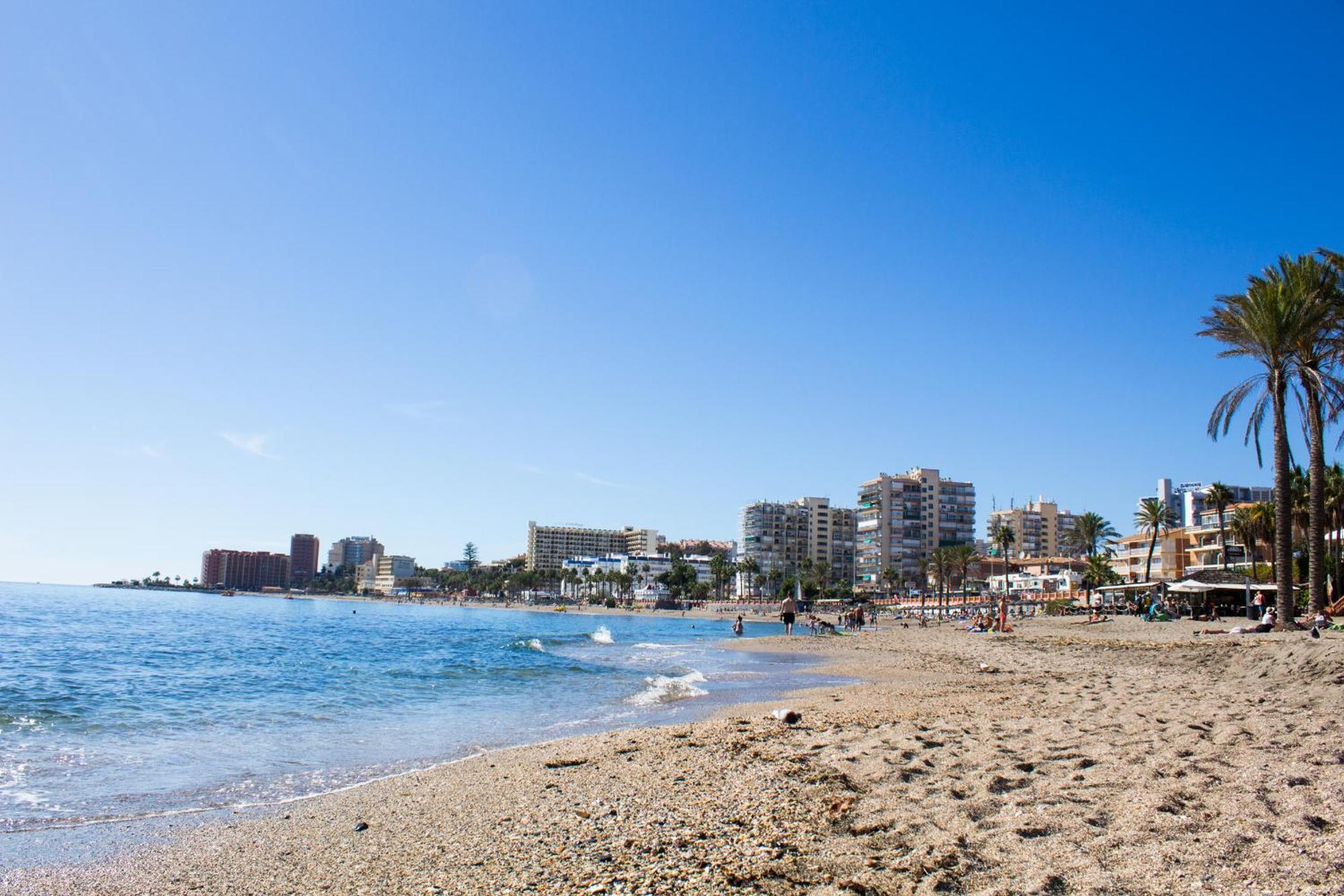 Apartment Hermoso En Benalbeach Con Vistas Al Mar *